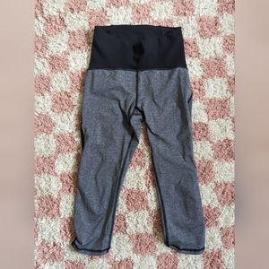 Lulu Lemon Leggings, capri. Size 4